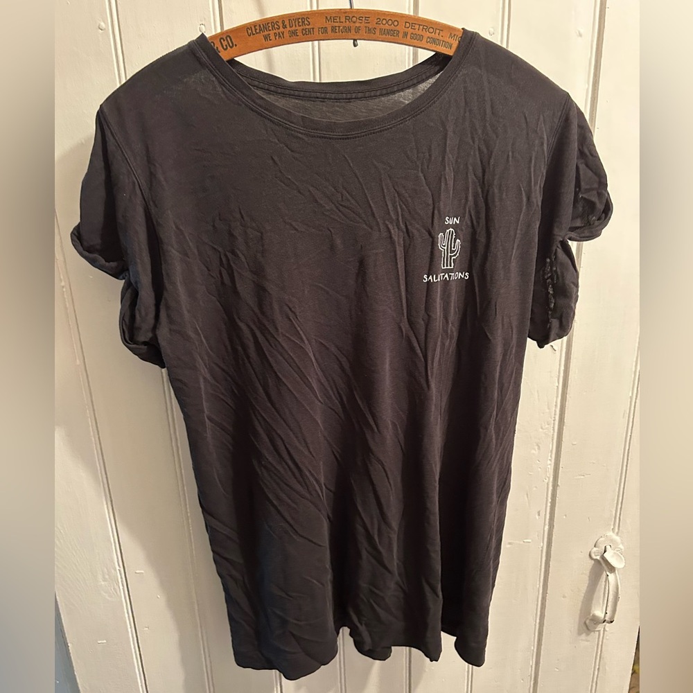 Lululemon 8 Black cactus short sleeve graphic T-Shirt